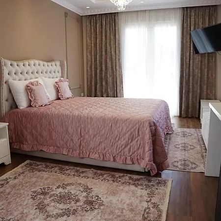 Eiffel Hotel Tirana