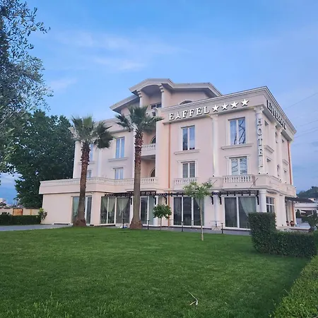 Hotel Eiffel 4*