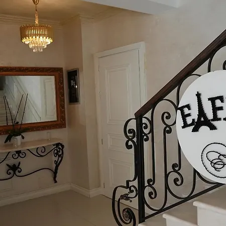 Hotel Eiffel Yrsheku