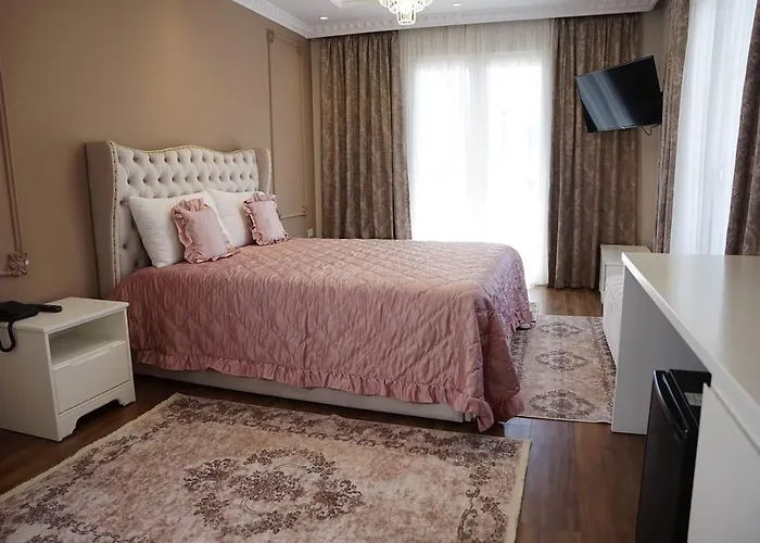 Eiffel ホテル Yrsheku