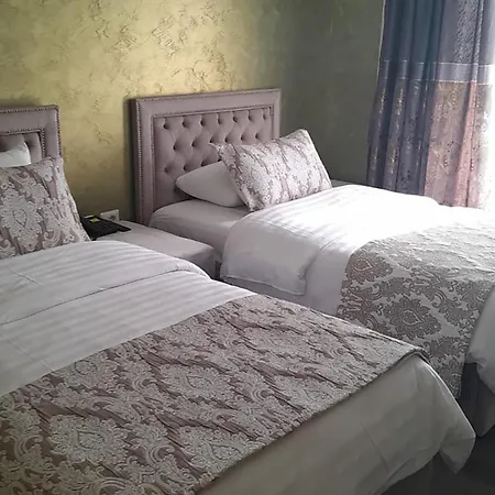 Hotel Eiffel Tirana