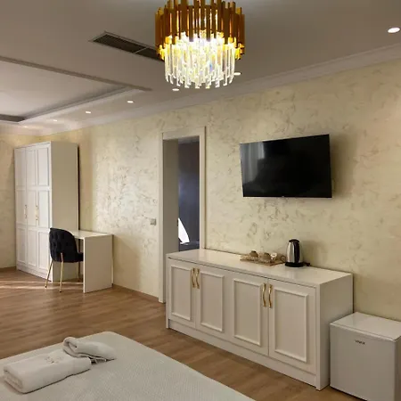 Hotel Eiffel Tirana